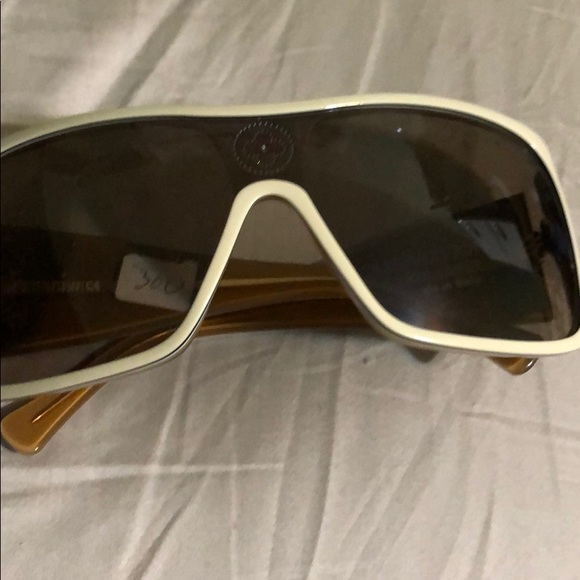 Sunglasses - Picture 2 of 2